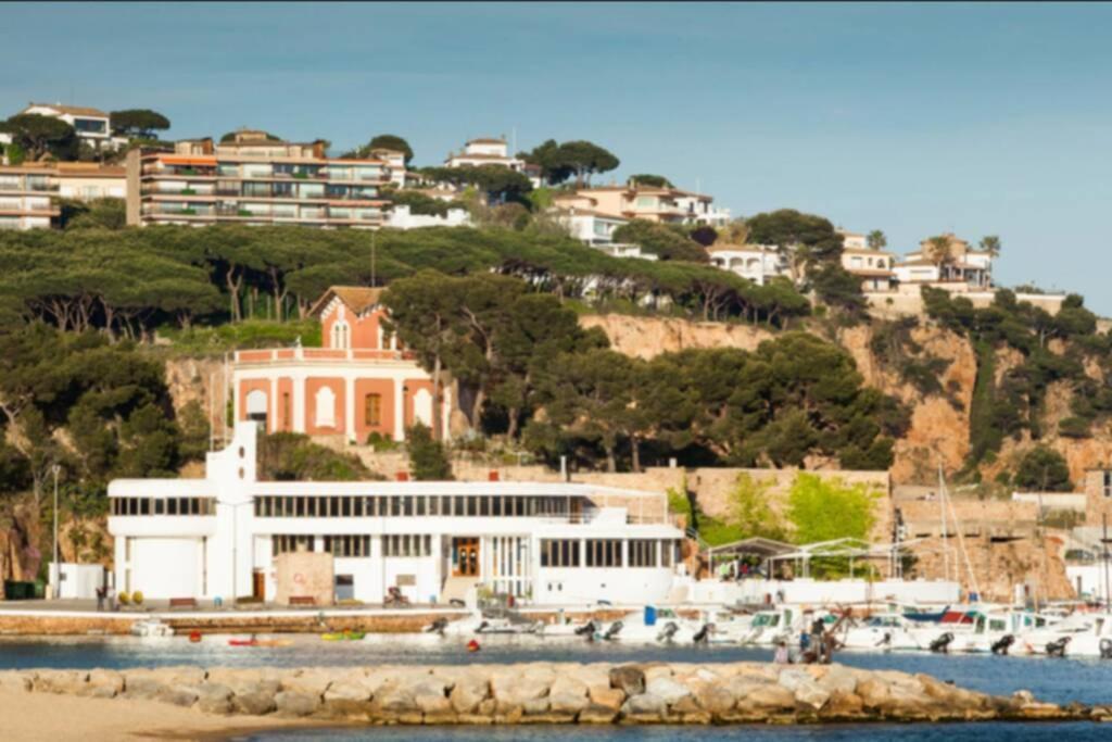 Nuevo Apartamento Moderno Elisa - A 80 Metros De La Playa Para 5 Personas Сан-Фелиу-де-Гишольс Экстерьер фото